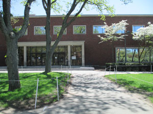 Lamont Library on the south side of Harvard Yard
